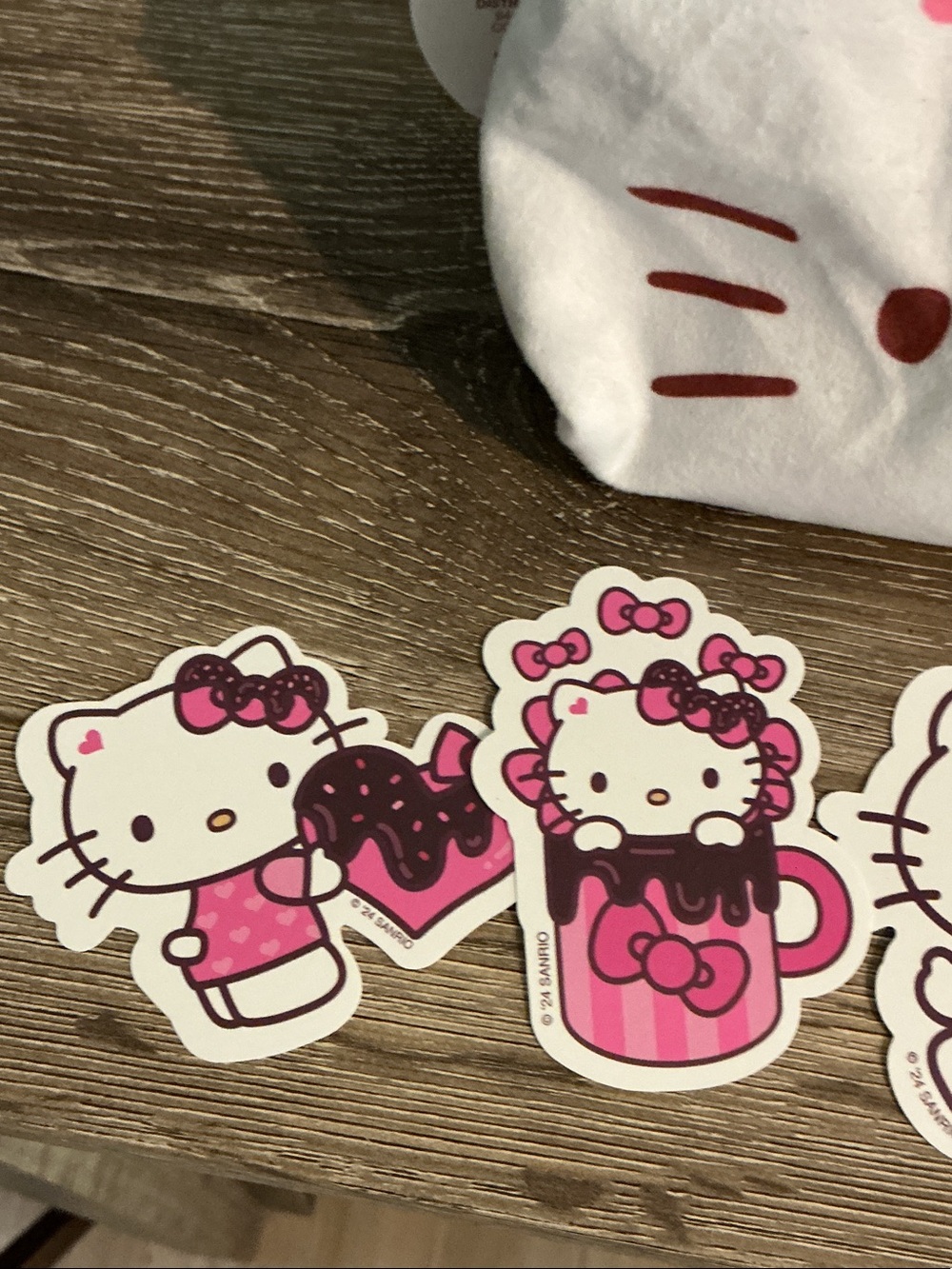 Hello Kitty Sanrio Pink & Brown Heart Box Pencil Pouch Stickers Figures NEW - Picture 7 of 8